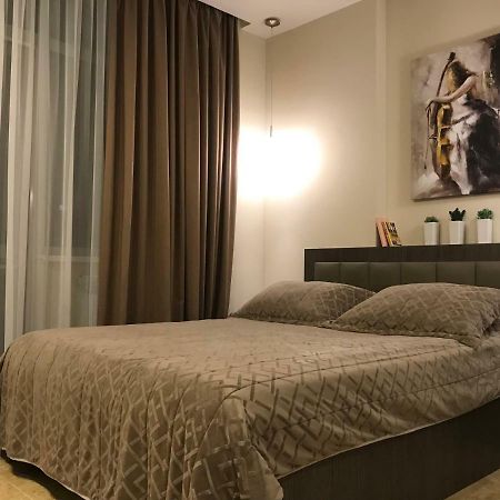 V&A Lux Apartments 巴统 外观 照片