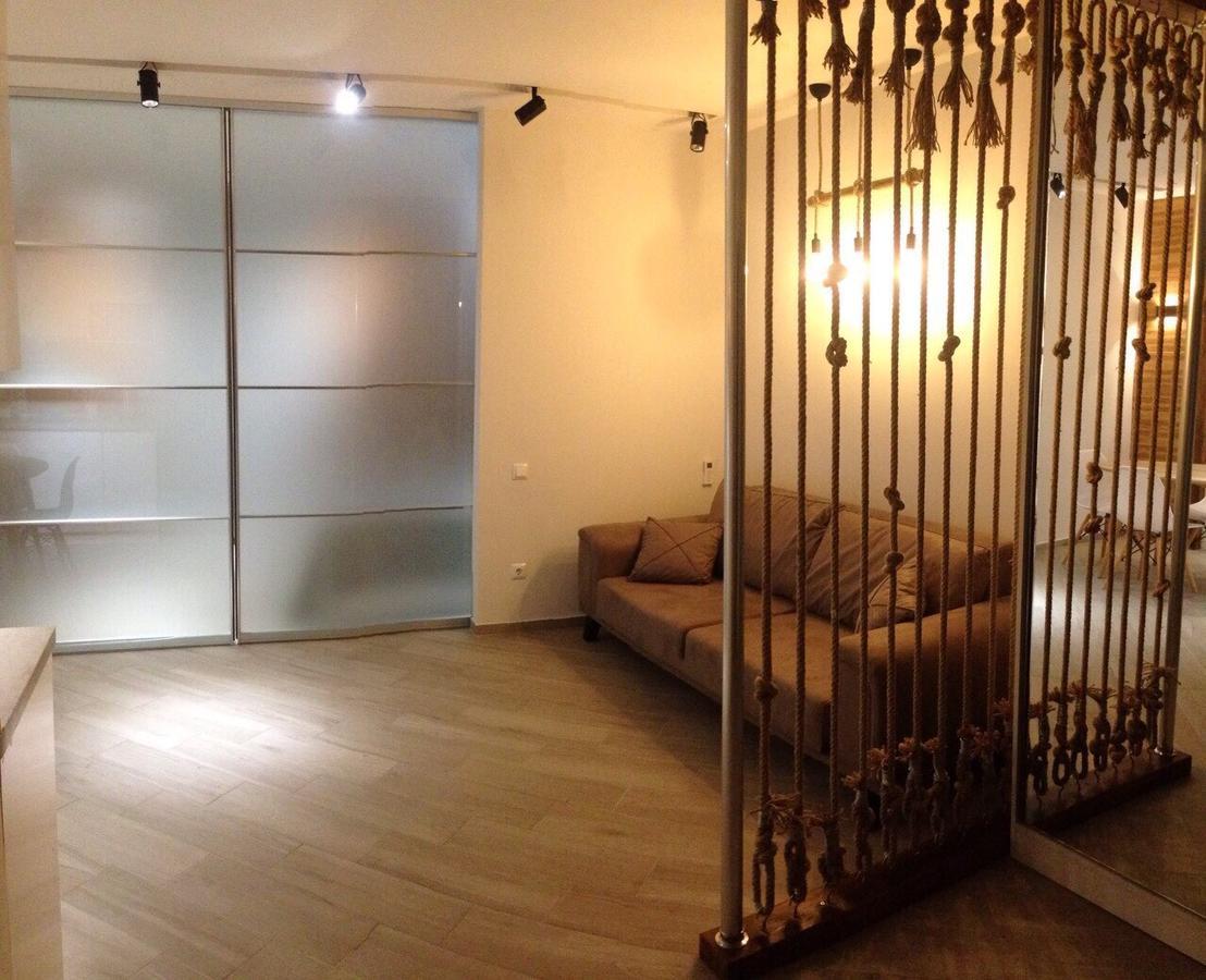 V&A Lux Apartments 巴统 外观 照片