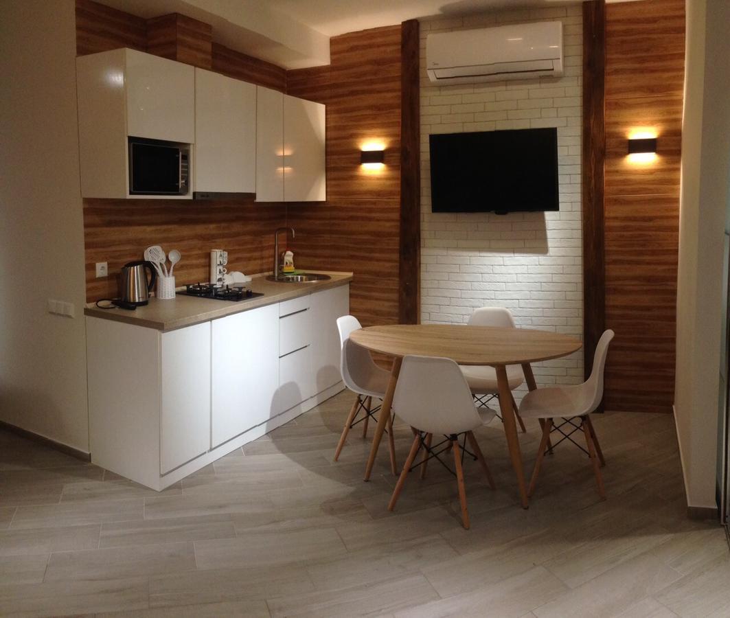 V&A Lux Apartments 巴统 外观 照片