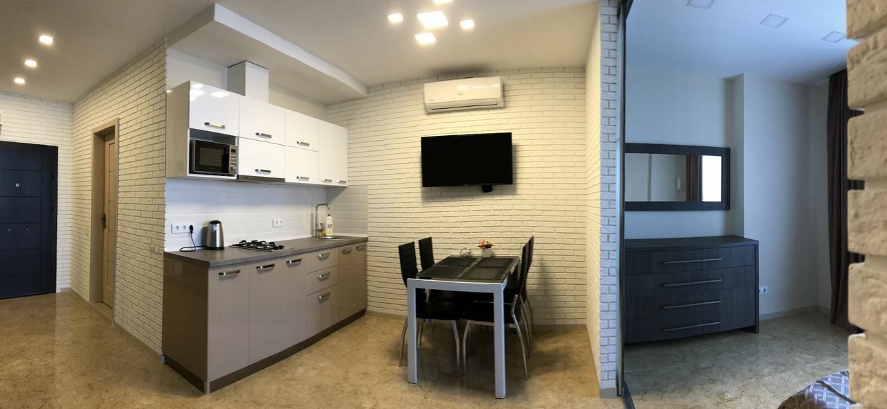 V&A Lux Apartments 巴统 外观 照片