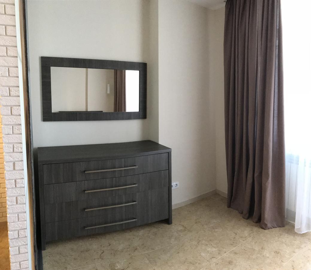 V&A Lux Apartments 巴统 外观 照片