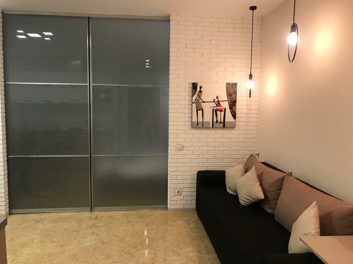 V&A Lux Apartments 巴统 外观 照片